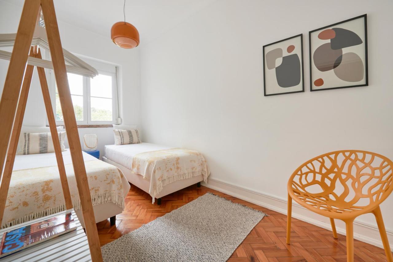 Light-Filled & Renovated Apartment, By Timecooler Lisboa Kültér fotó